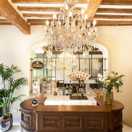 Dimora Deco Bed & Breakfast ลูโก ภายนอก รูปภาพ