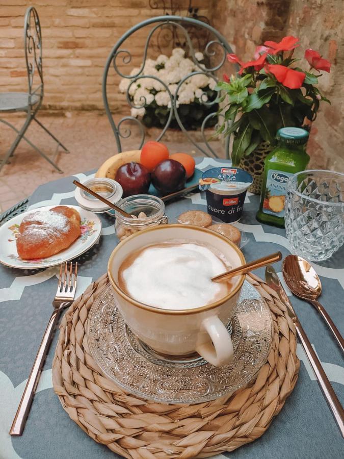 Dimora Deco Bed & Breakfast ลูโก ภายนอก รูปภาพ