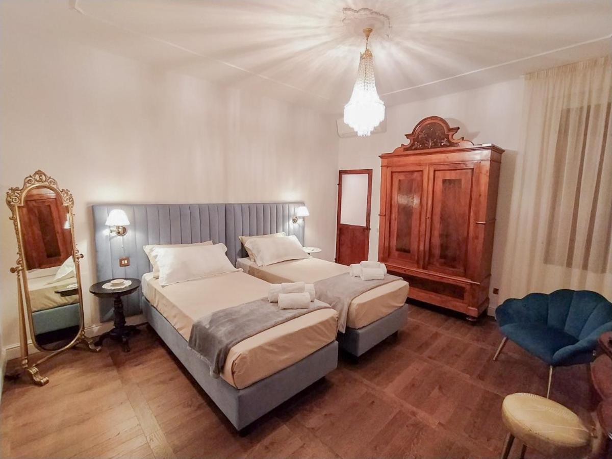 Dimora Deco Bed & Breakfast ลูโก ภายนอก รูปภาพ