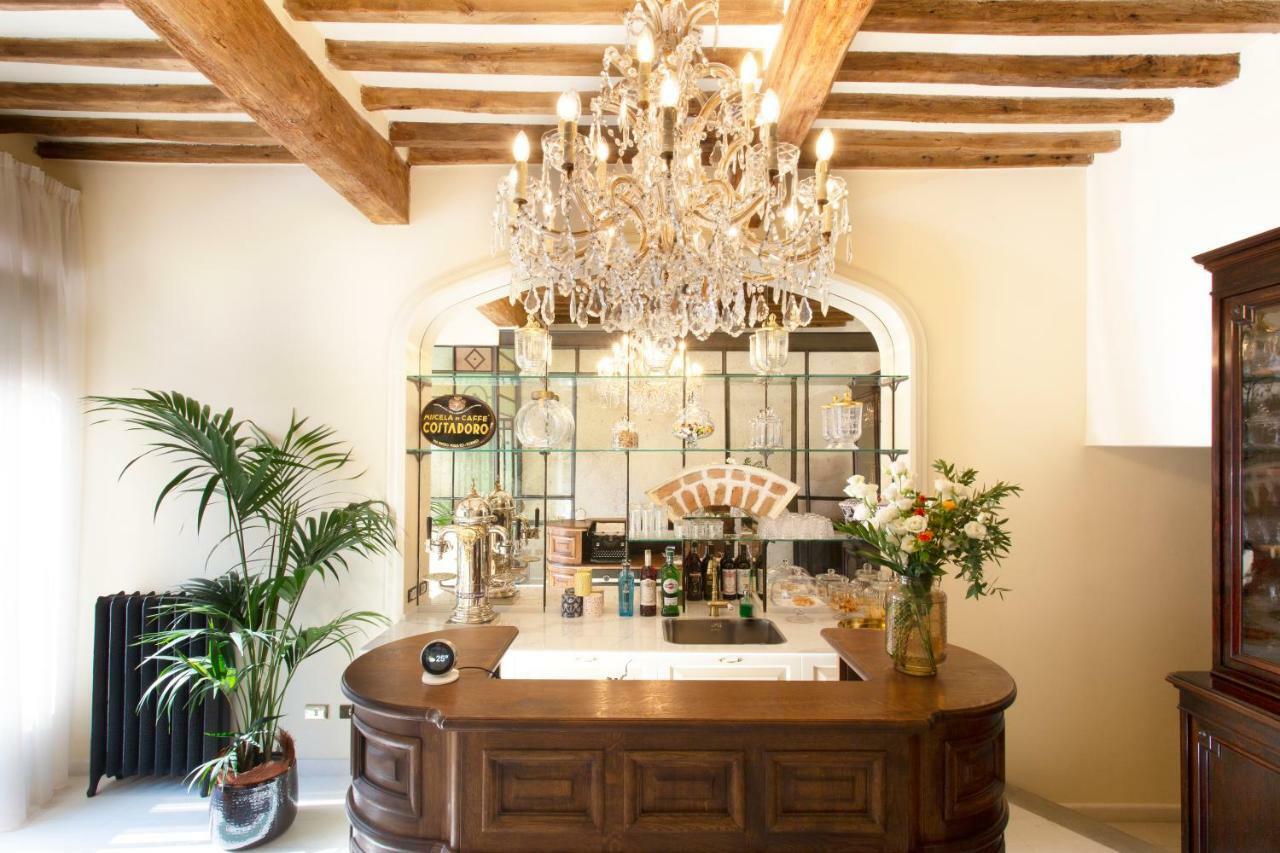 Dimora Deco Bed & Breakfast ลูโก ภายนอก รูปภาพ